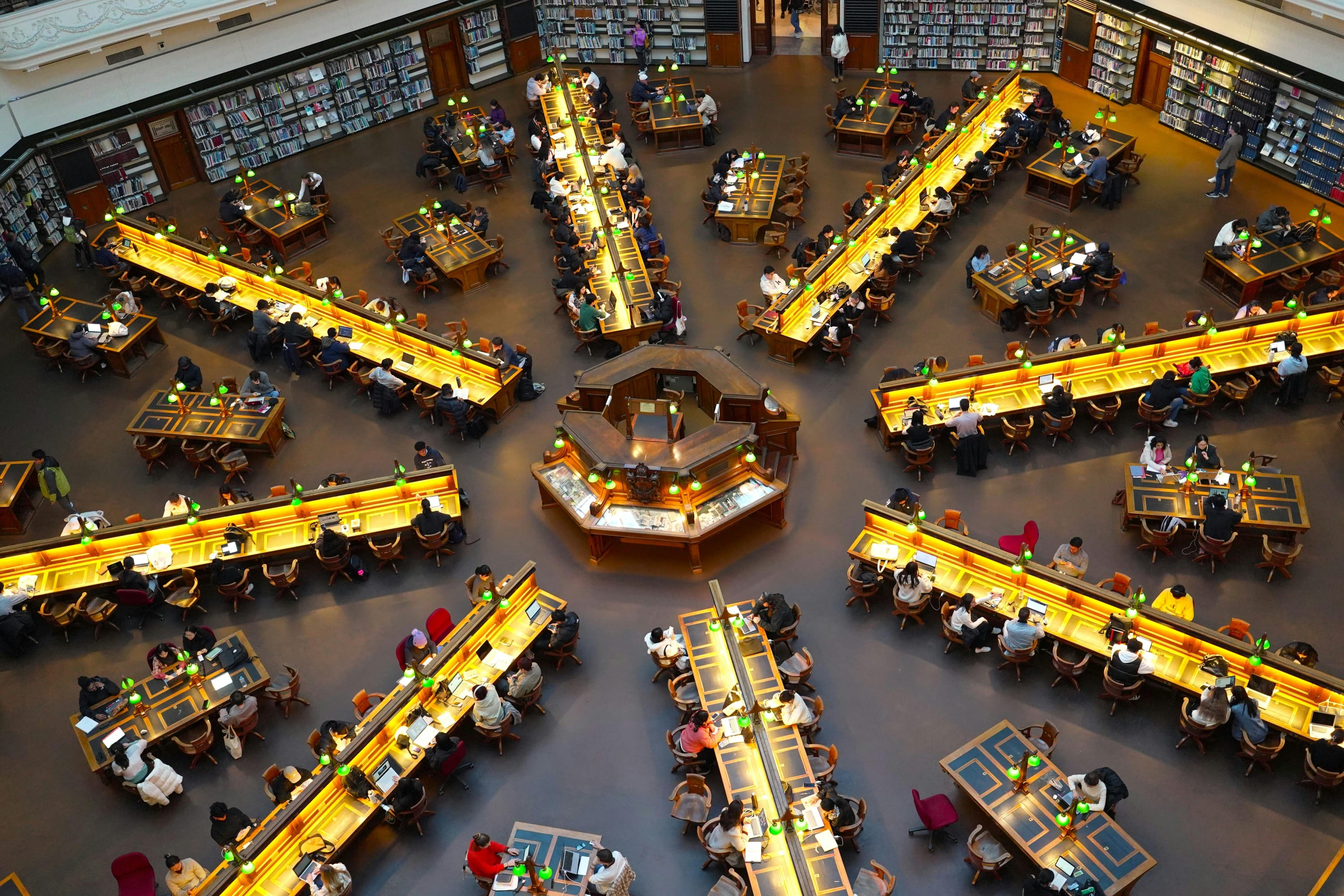 AI and Education Beyond 2030: Mapping the Grand Challenges