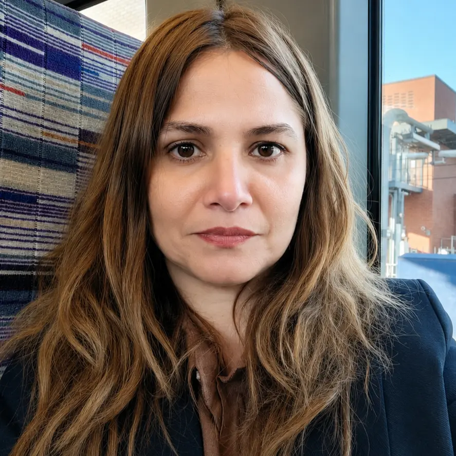 Dr. Ria Sidhu