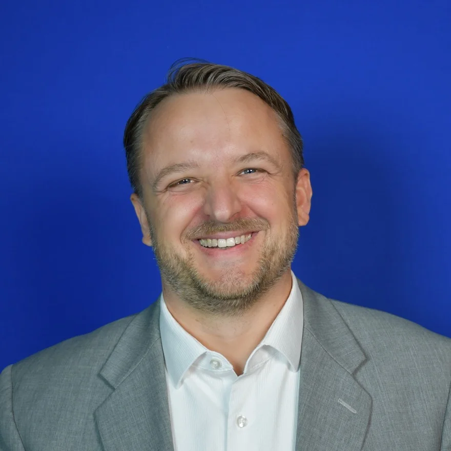 Dr. Szymon Machajewski