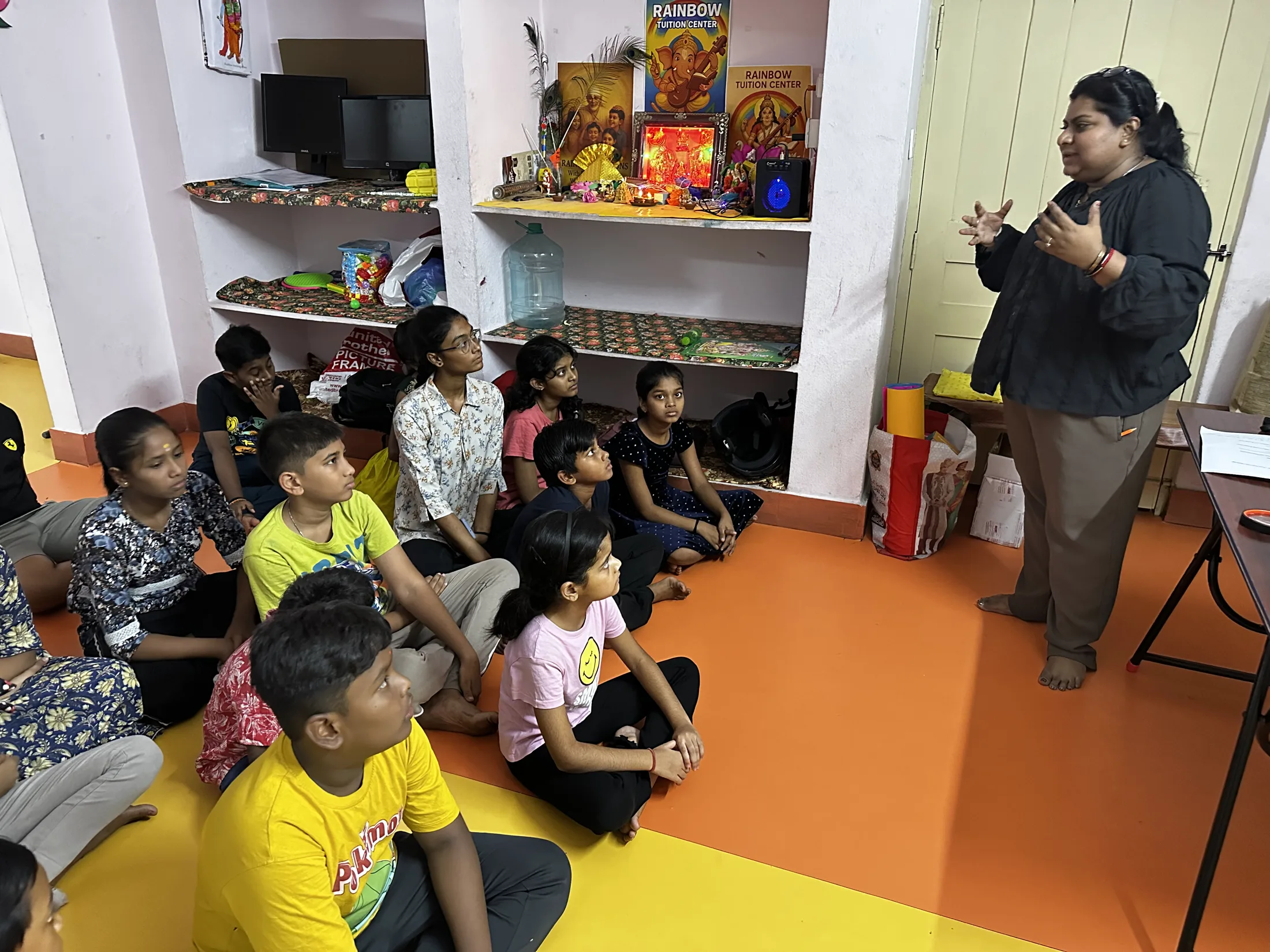 Poulomi Chakravarty leads a discussion with children during the day-one session.